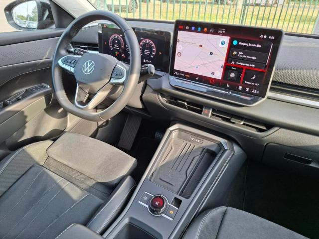 Volkswagen T-Roc image 4