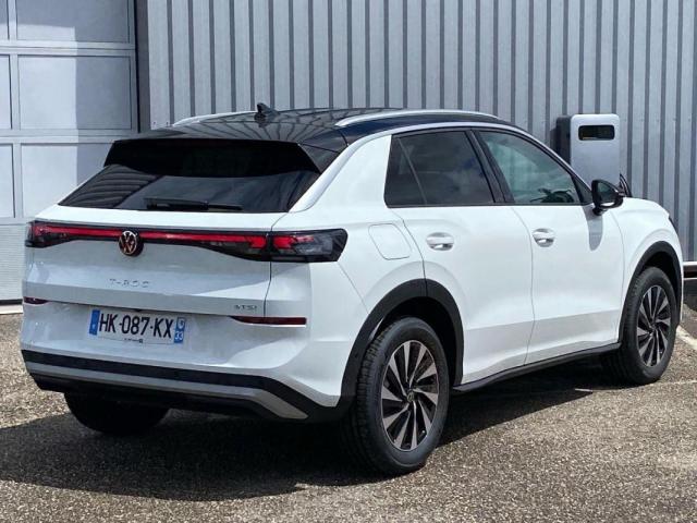 Volkswagen T-Roc image 8