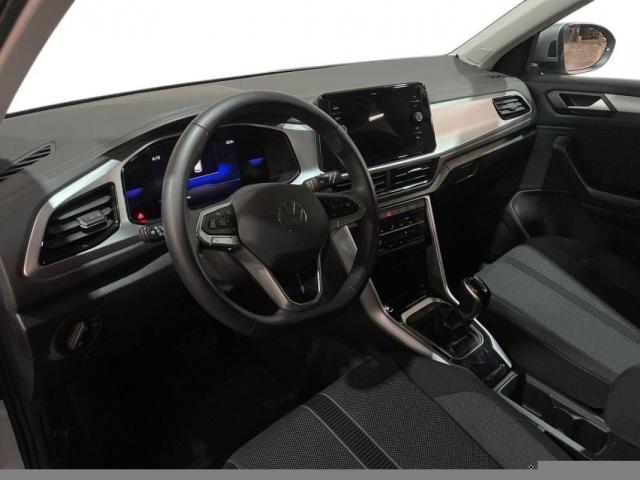 Volkswagen T-Roc image 3