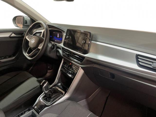 Volkswagen T-Roc image 2
