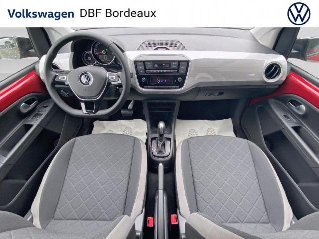 Volkswagen Up! image 9