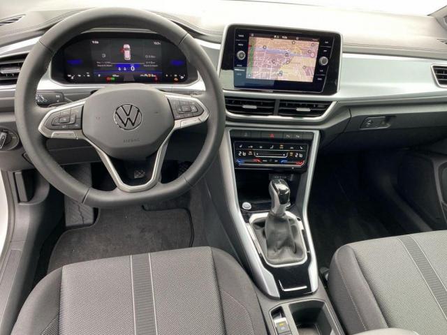 Volkswagen T-Roc image 5