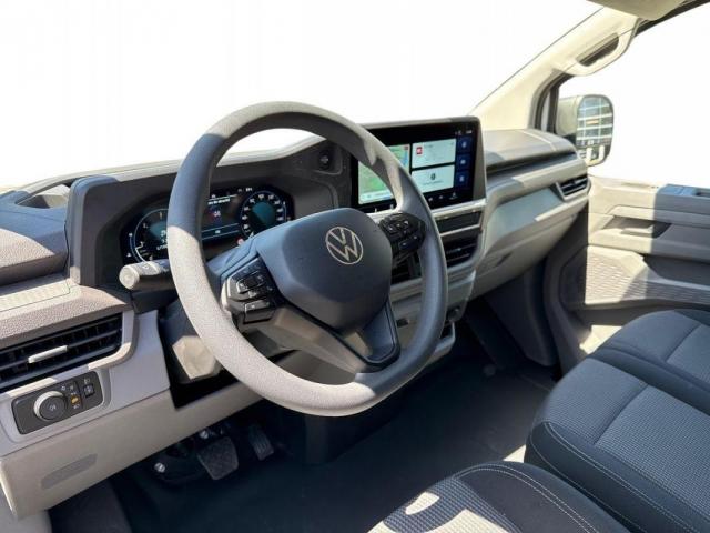 Volkswagen Transporter image 5