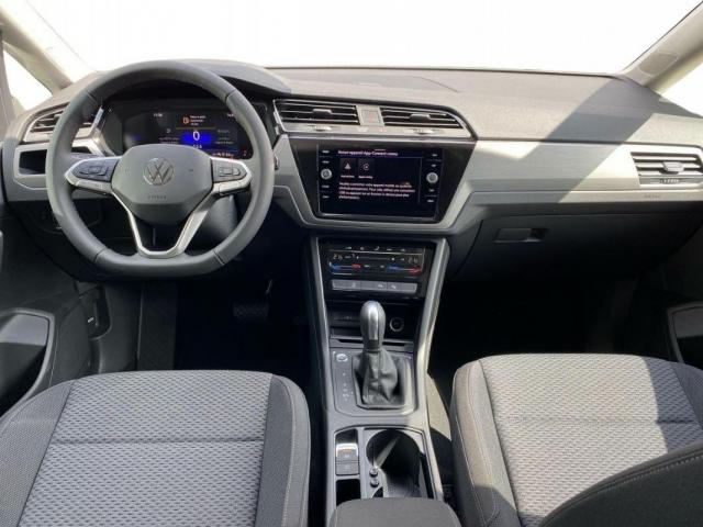 Volkswagen Touran image 7