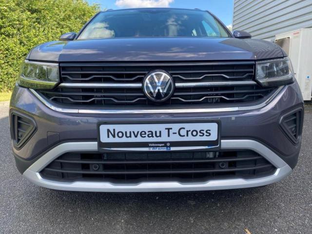 Volkswagen T-Cross image 3