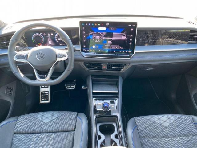 Volkswagen Tayron image 1