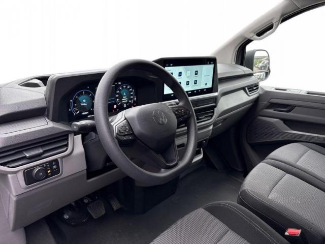 Volkswagen Transporter image 7