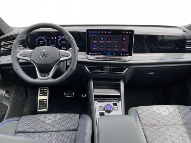 Volkswagen Tiguan image 1