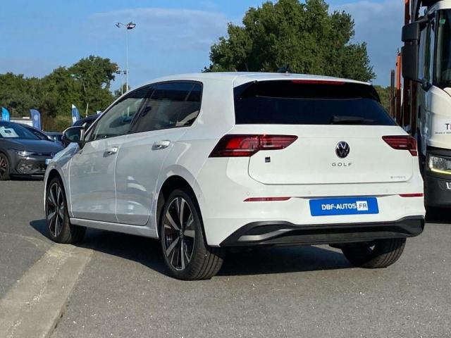 Volkswagen Golf image 8