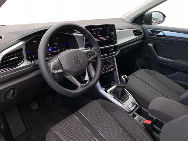 Volkswagen T-Roc image 7
