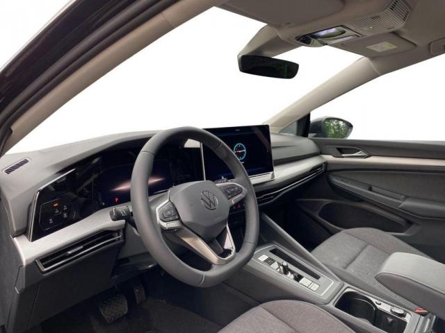 Volkswagen Golf image 6