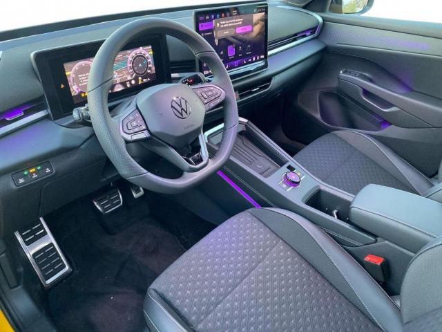 Volkswagen T-Roc image 6