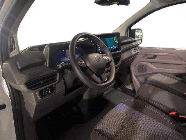 Volkswagen Transporter image 1