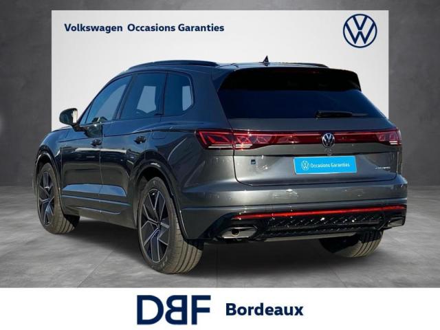Volkswagen Touareg image 1