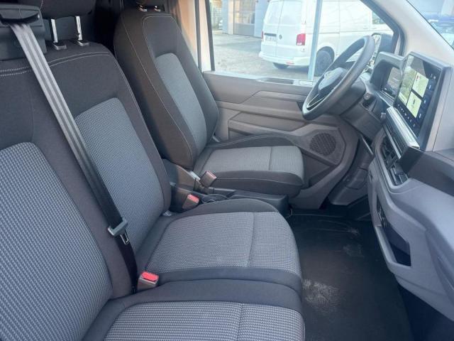 Volkswagen Transporter E Van (64kwh/210kw) L1