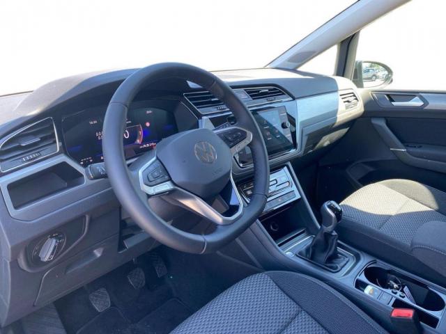 Volkswagen Touran image 4