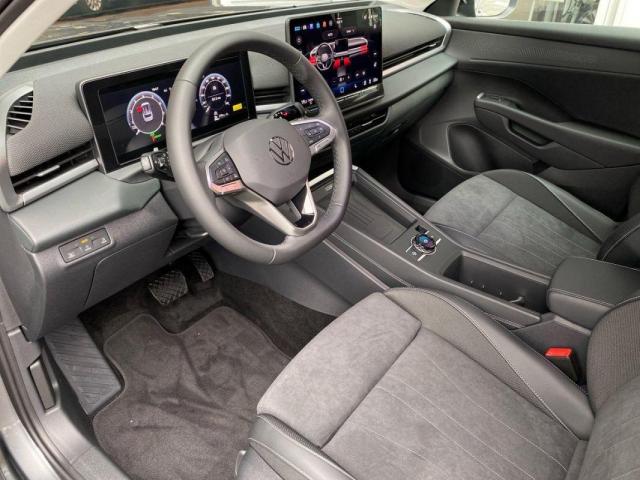 Volkswagen T-Roc image 4