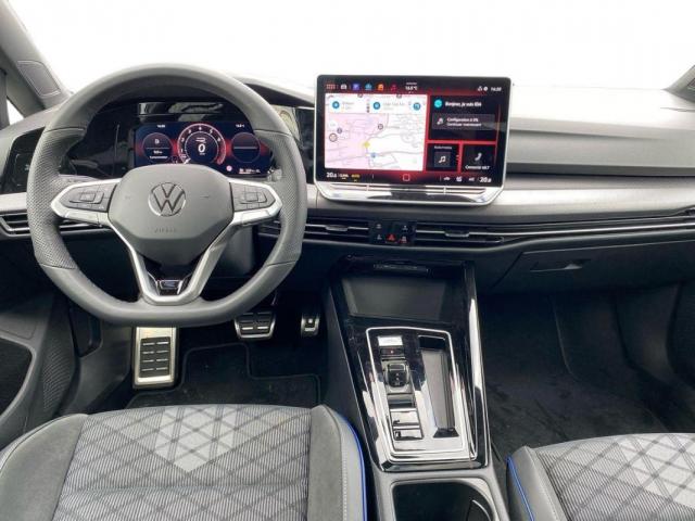 Volkswagen Golf image 8