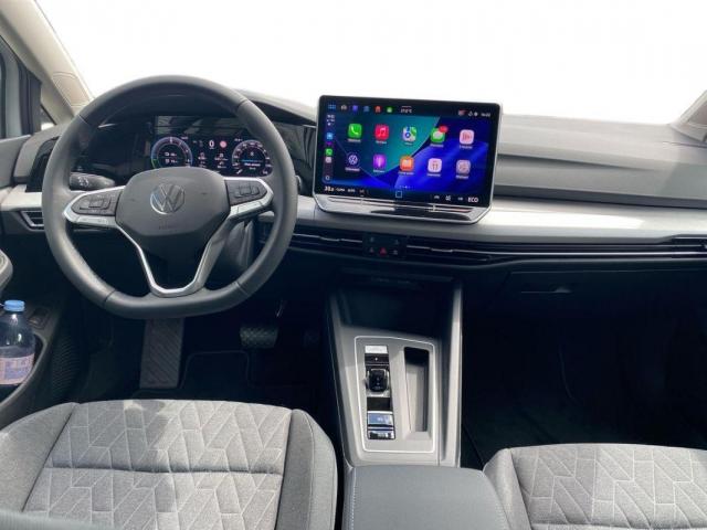 Volkswagen Golf image 8
