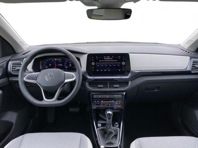 Volkswagen T-Cross image 1