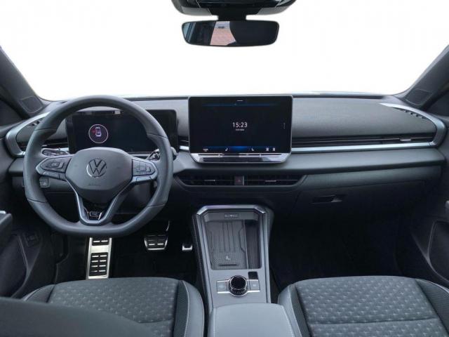 Volkswagen T-Roc image 9