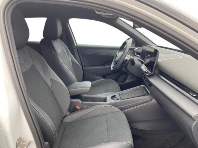 Volkswagen T-Roc image 7