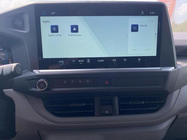 Volkswagen Transporter image 8
