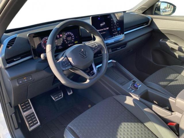 Volkswagen T-Roc image 6