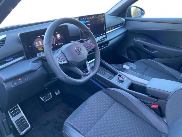 Volkswagen T-Roc image 1