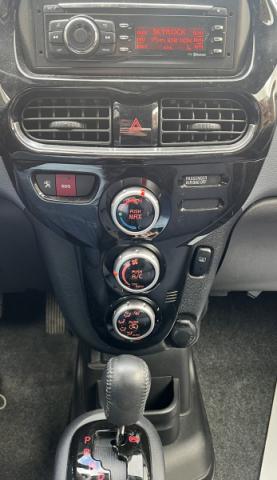 Peugeot Ion image 8