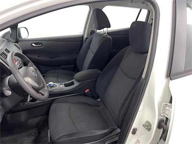 Nissan Leaf image 3