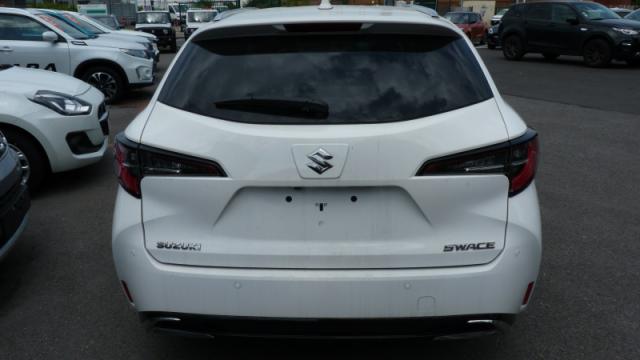 Suzuki Swace image 1