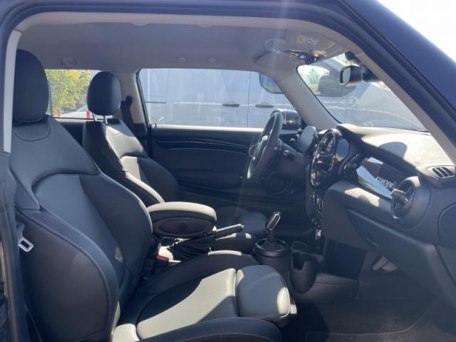 Mini Cooper image 3