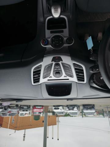 Ford Fiesta image 2