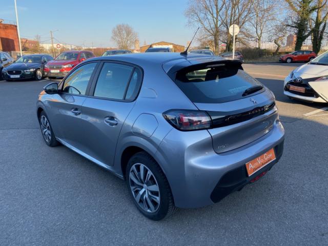 Peugeot 208 image 9