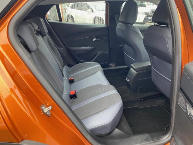 Peugeot 2008 image 8