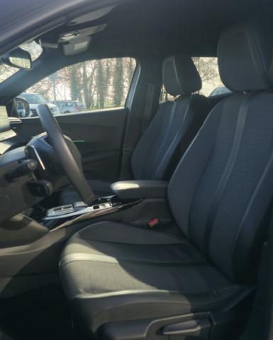 Peugeot 2008 image 7