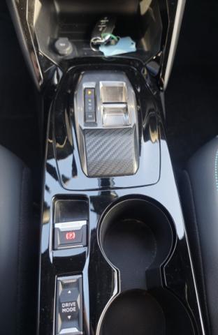 Peugeot 2008 image 1