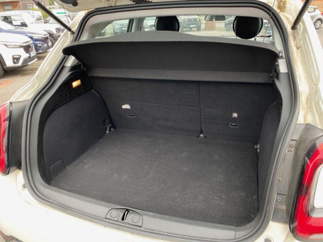 Fiat 500x image 9