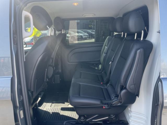 Mercedes Benz Vito image 6