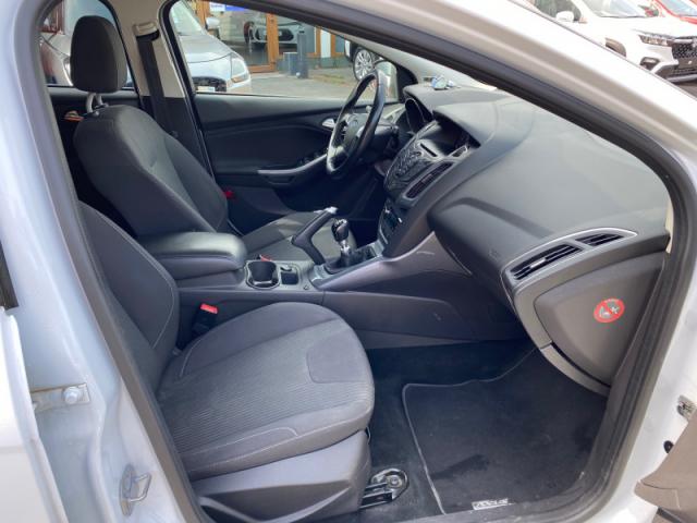 Ford Focus image 4