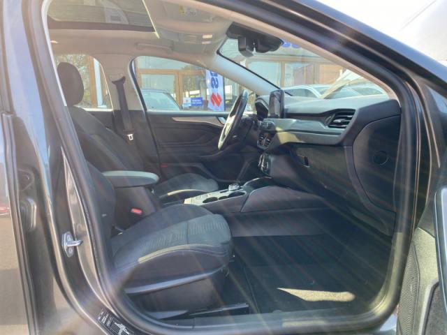 Ford Focus image 3