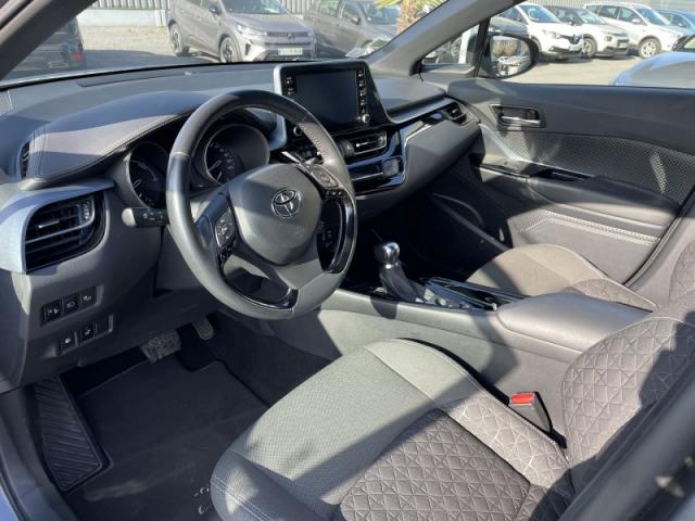 Toyota C-Hr image 9