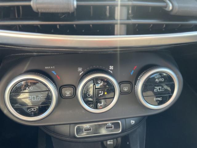 Fiat 500x image 8