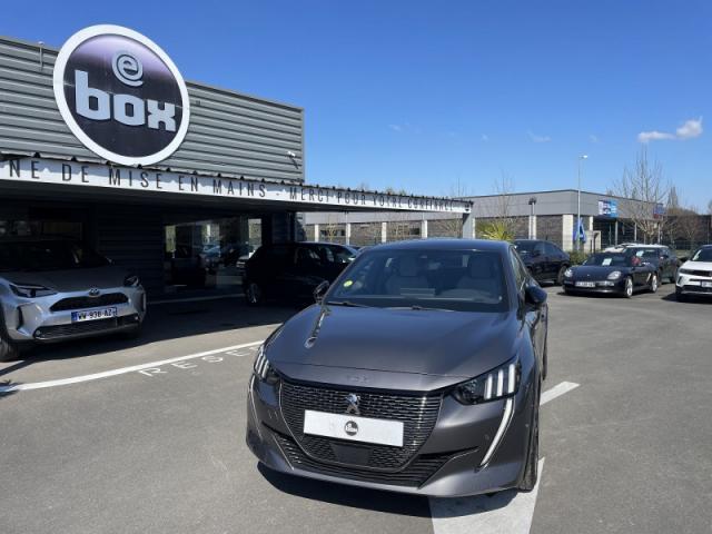 Peugeot 208 image 8