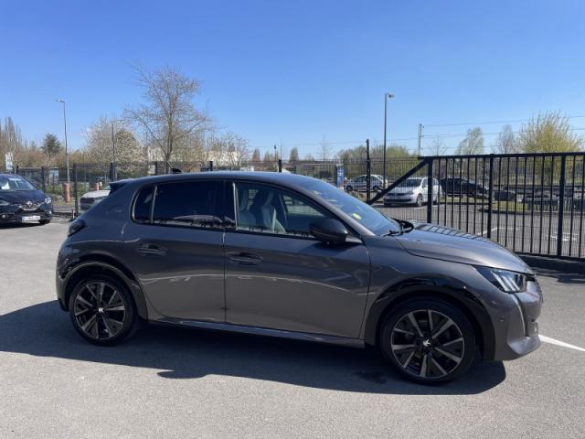 Peugeot 208 image 2