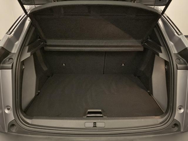 Peugeot 2008 image 9