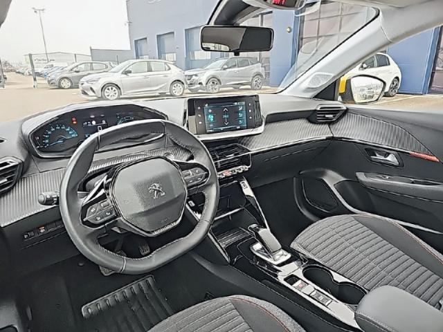 Peugeot 208 image 3