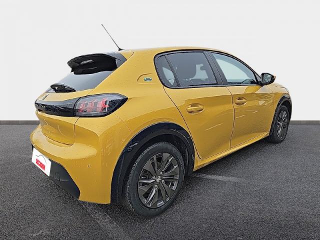 Peugeot 208 image 9