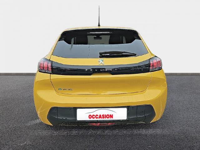 Peugeot 208 image 7